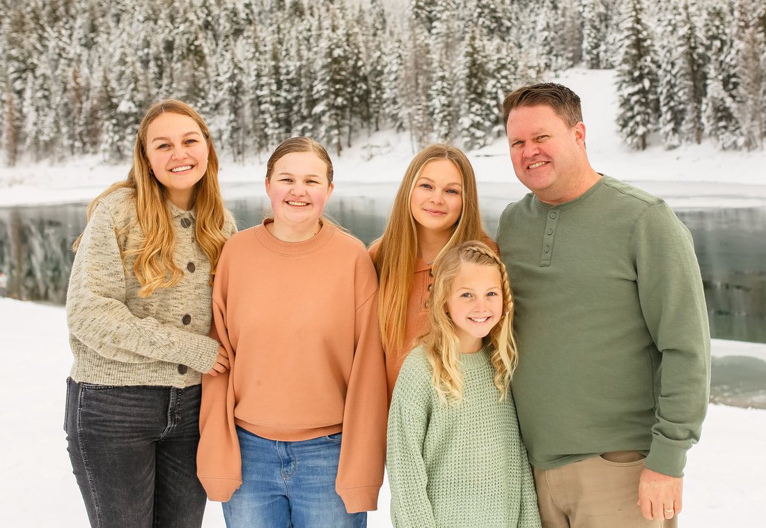 The Mainord Family