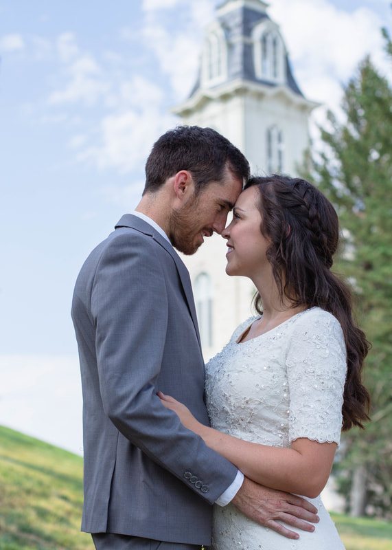 Matt & Natalie at the Manti Temple